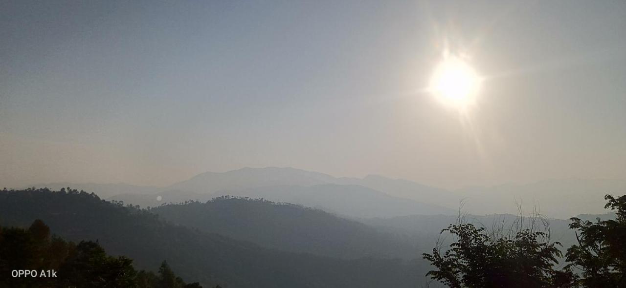 Evergreen Home Stay Almora Bagian luar foto