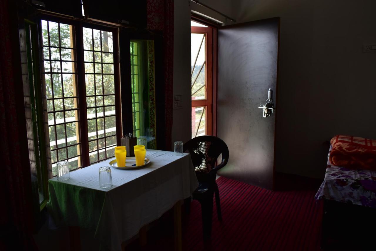 Evergreen Home Stay Almora Bagian luar foto